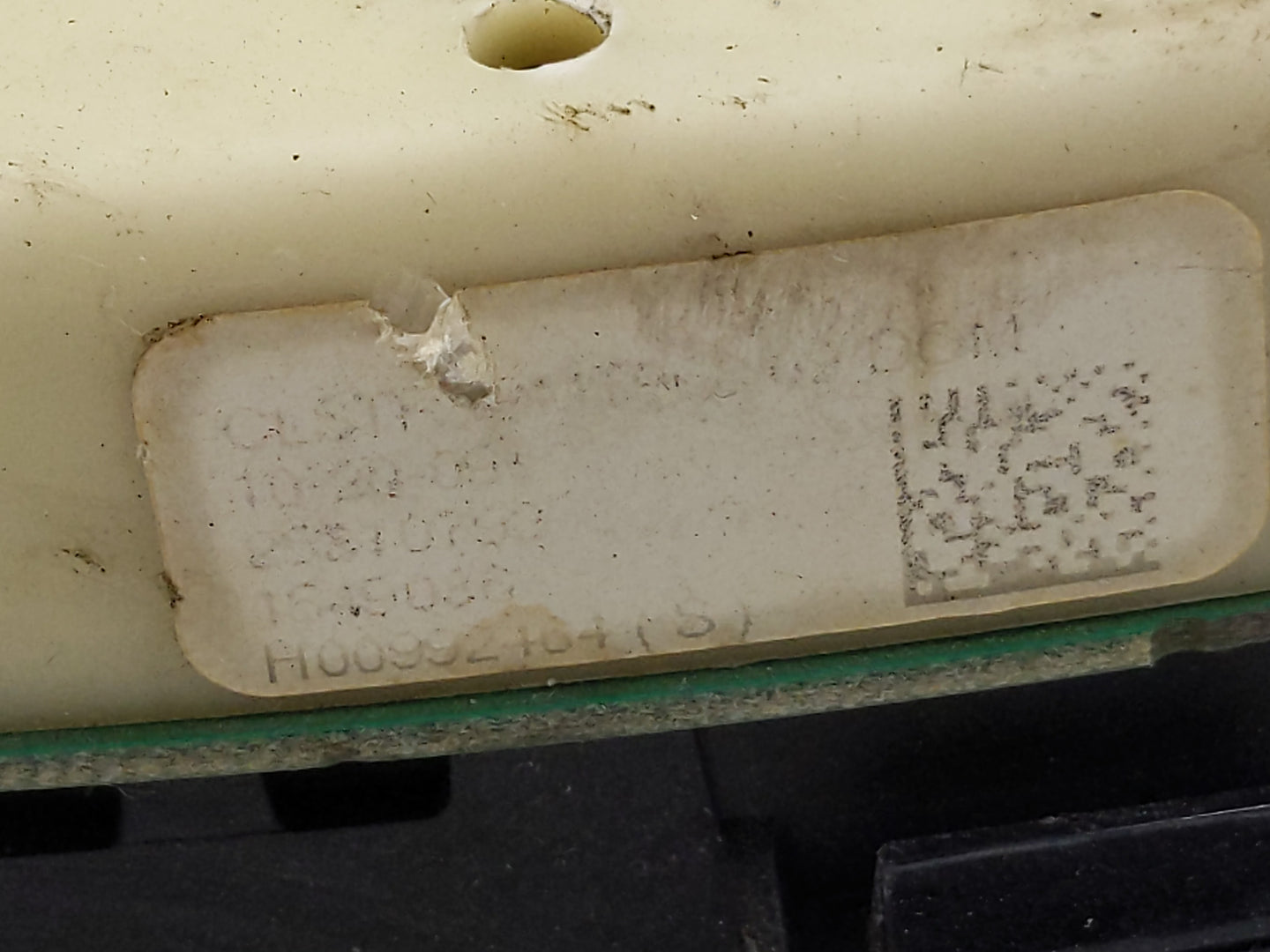 2014-2017 Gmc Acadia Instrument Cluster Speedometer Gauges Fits Fits 2014 2015 2016 2017 OEM Used Auto Parts - Oemusedautopa