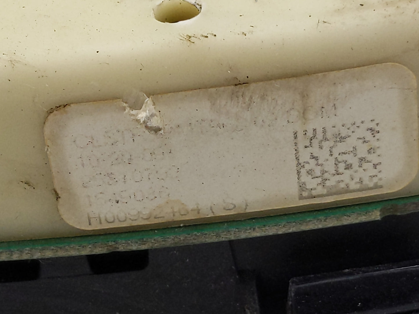 2014-2017 Gmc Acadia Instrument Cluster Speedometer Gauges Fits Fits 2014 2015 2016 2017 OEM Used Auto Parts - Oemusedautopa