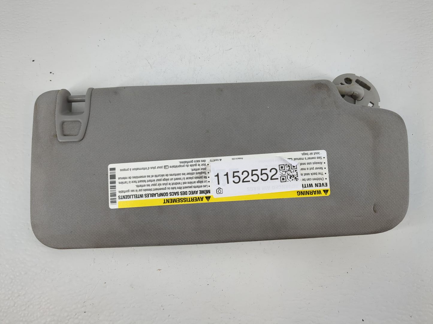 2017-2019 Gmc Acadia Sun Visor Shade Replacement Driver Left Mirror Fits Fits 2017 2018 2019 OEM Used Auto Parts - Oemusedau