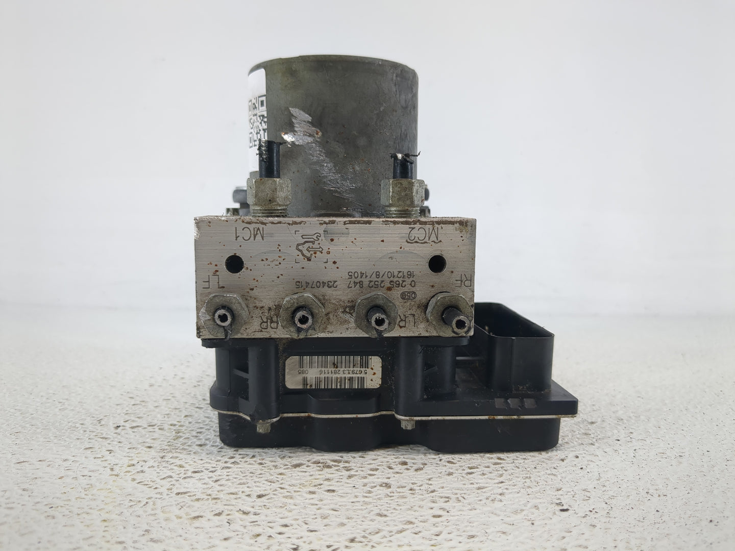 2012-2017 Gmc Acadia ABS Pump Control Module Replacement P/N:23407415 Fits Fits 2012 2013 2014 2015 2016 2017 OEM Used Auto 