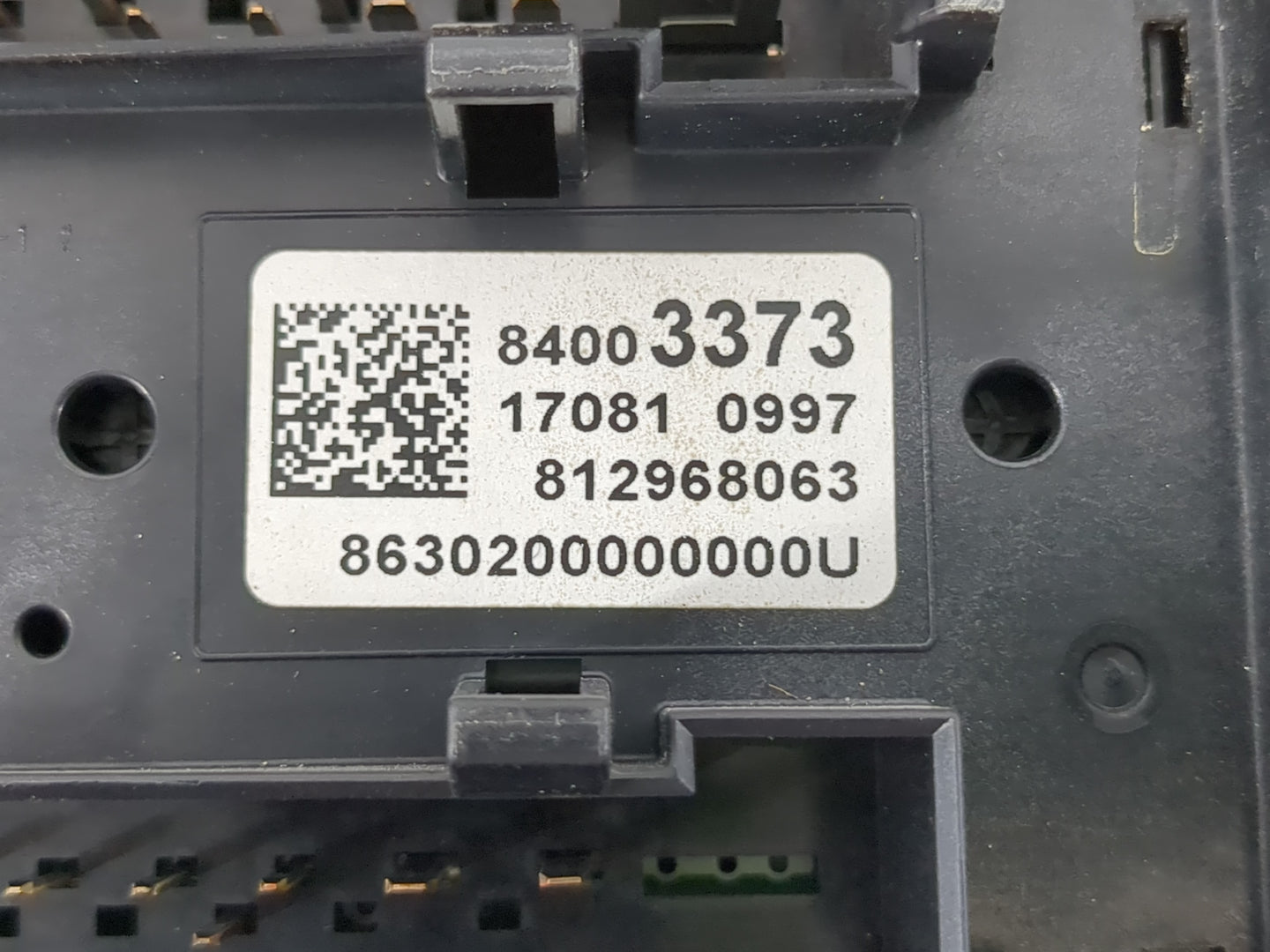 2017 Gmc Acadia Fusebox Fuse Box Panel Relay Module P/N:84003373 Fits OEM Used Auto Parts - Oemusedautoparts1.com
