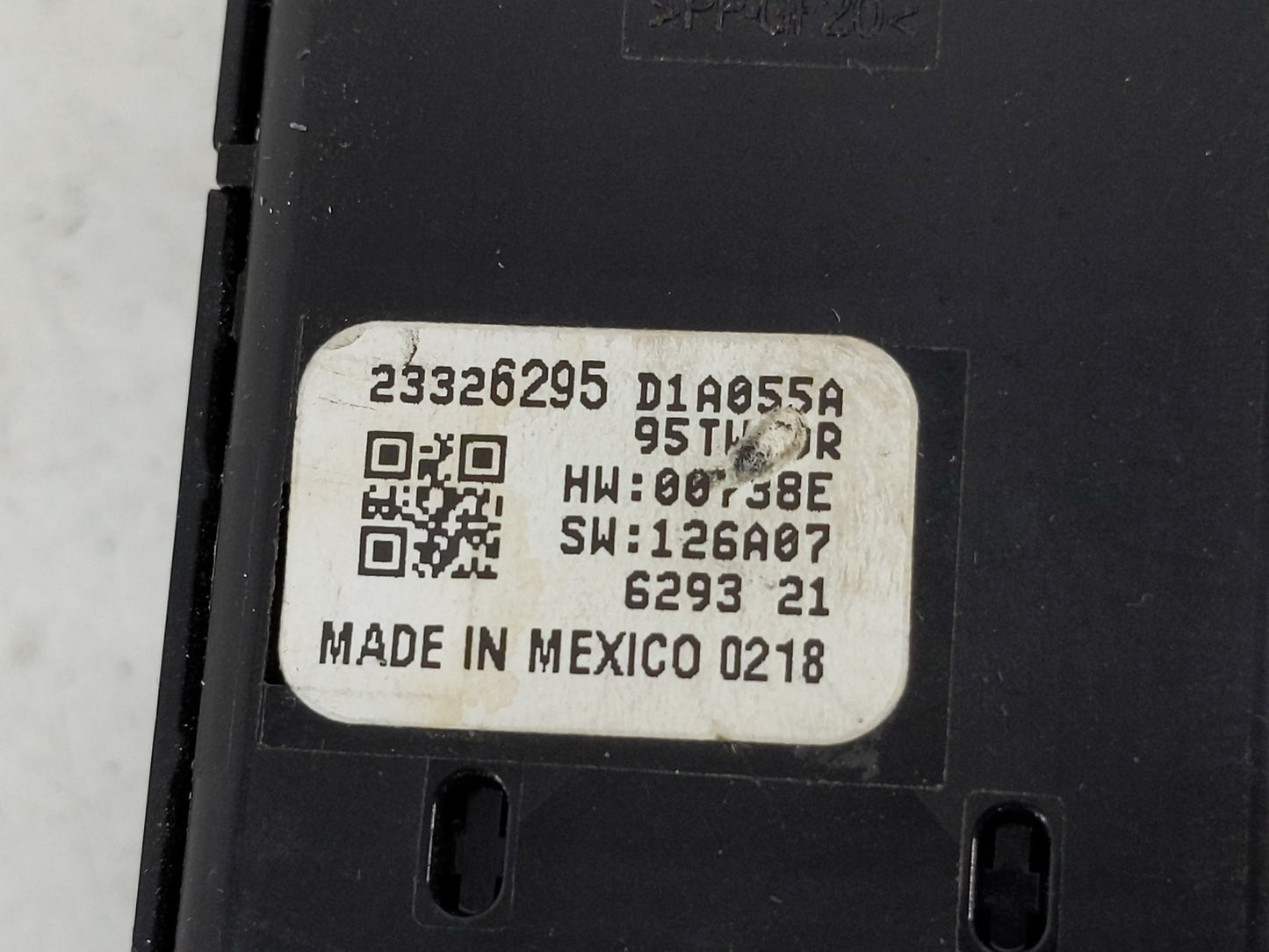 2017-2019 Gmc Acadia Master Power Window Switch Replacement Driver Side Left P/N:23326295 23326205 Fits Fits 2017 2018 2019 