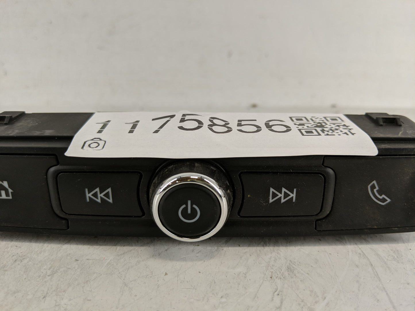 2017-2019 Gmc Acadia Radio AM FM Cd Player Receiver Replacement P/N:42542519 84334116, 84361176 Fits Fits 2017 2018 2019 OEM