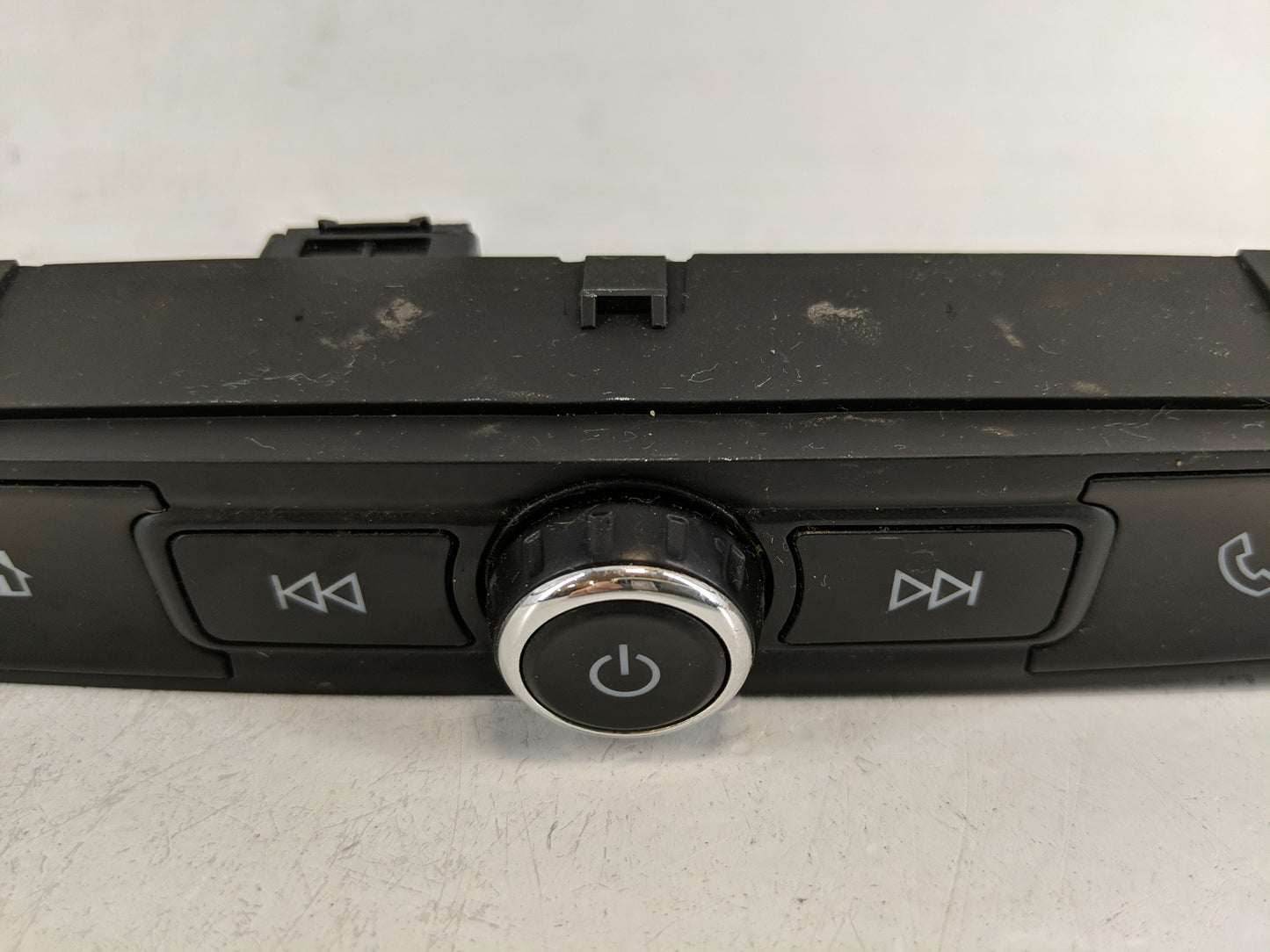 2017-2019 Gmc Acadia Radio AM FM Cd Player Receiver Replacement P/N:42542519 84334116, 84361176 Fits Fits 2017 2018 2019 OEM