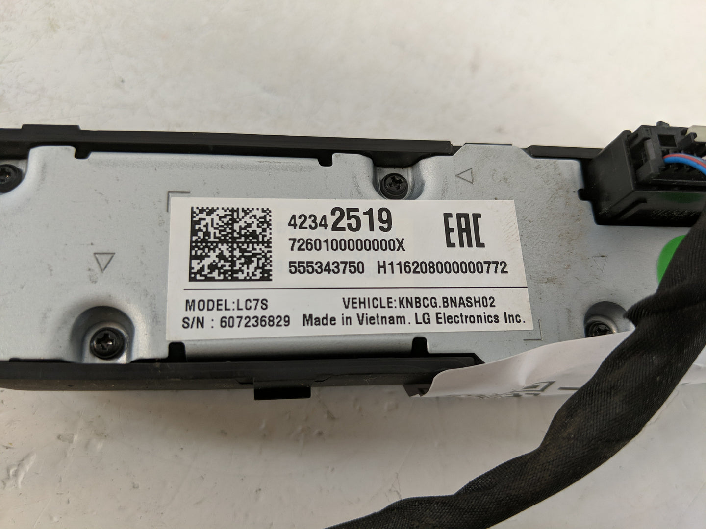 2017-2019 Gmc Acadia Radio AM FM Cd Player Receiver Replacement P/N:42542519 84334116, 84361176 Fits Fits 2017 2018 2019 OEM