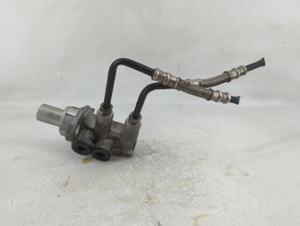 compare product 2020-2022 Gmc Acadia Brake Master Cylinder