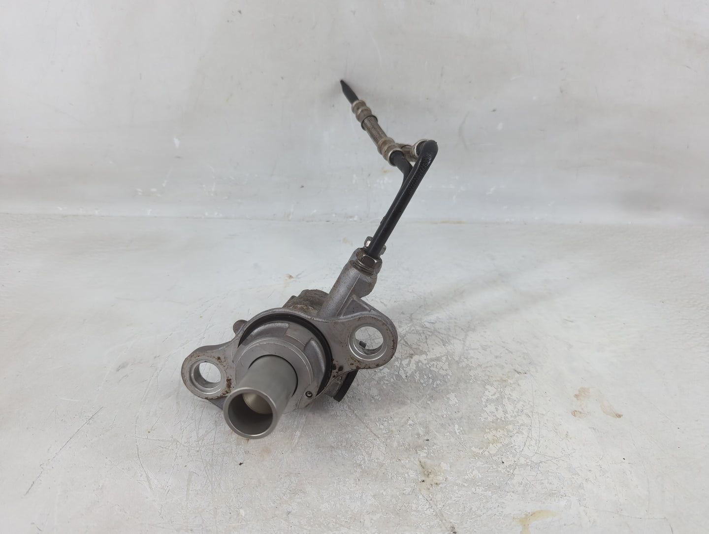 2020-2022 Gmc Acadia Brake Master Cylinder - Oemusedautoparts1.com
