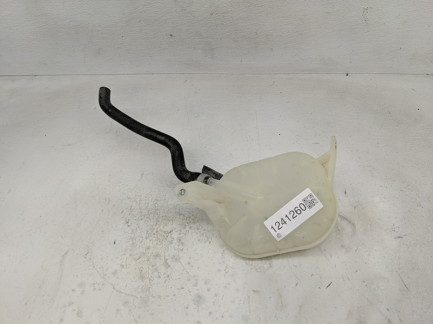 2007-2017 Gmc Acadia Radiator Coolant Overflow Expansion Tank Bottle 1241260 - Oemusedautoparts1.com