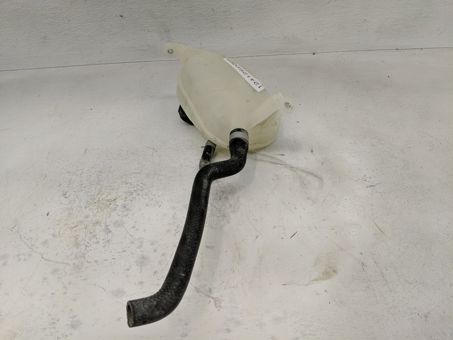 2007-2017 Gmc Acadia Radiator Coolant Overflow Expansion Tank Bottle 1241260 - Oemusedautoparts1.com