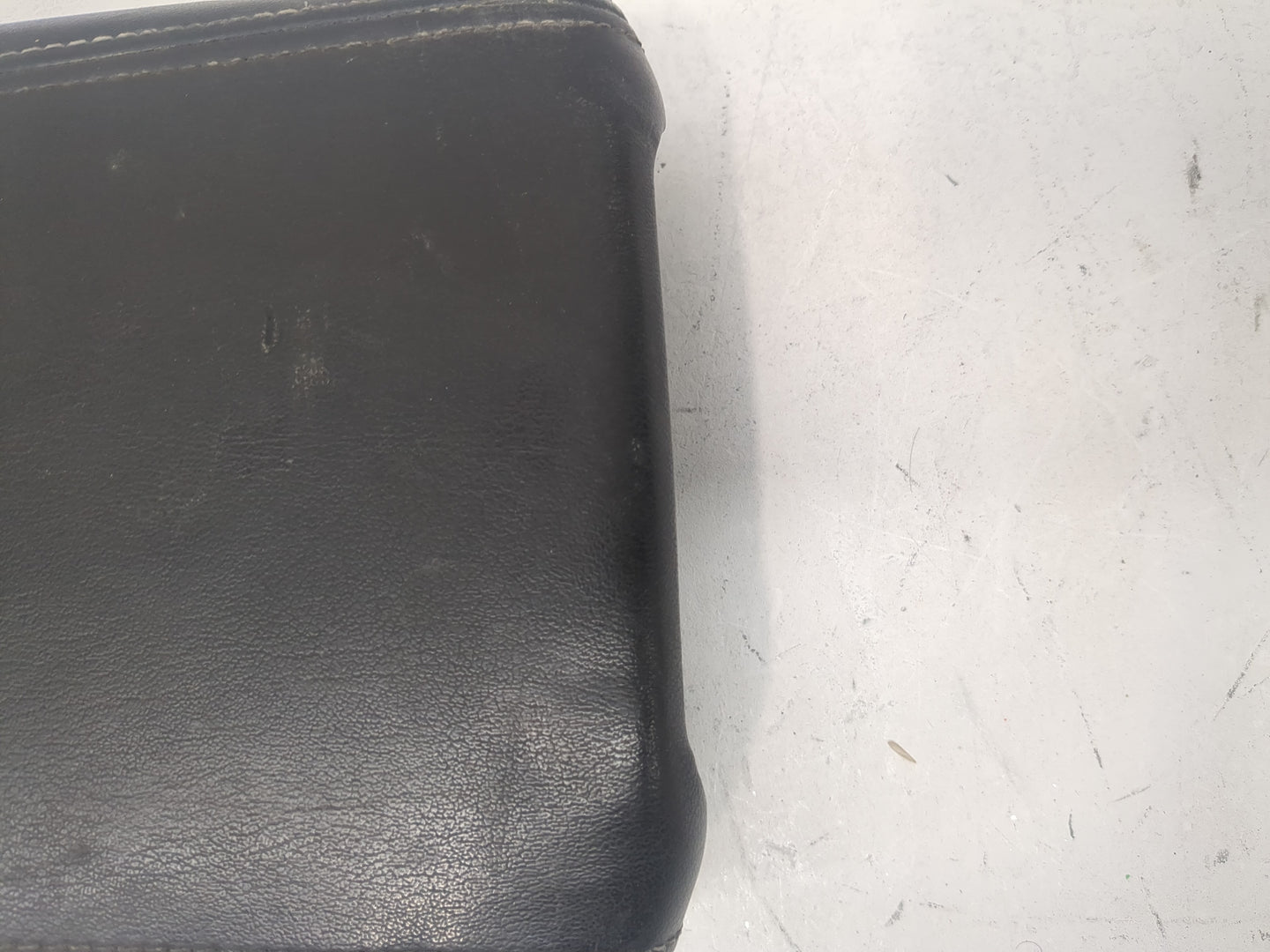 2017 Gmc Acadia Center Console Armrest Cover Lid Fits OEM Used Auto Parts - Oemusedautoparts1.com