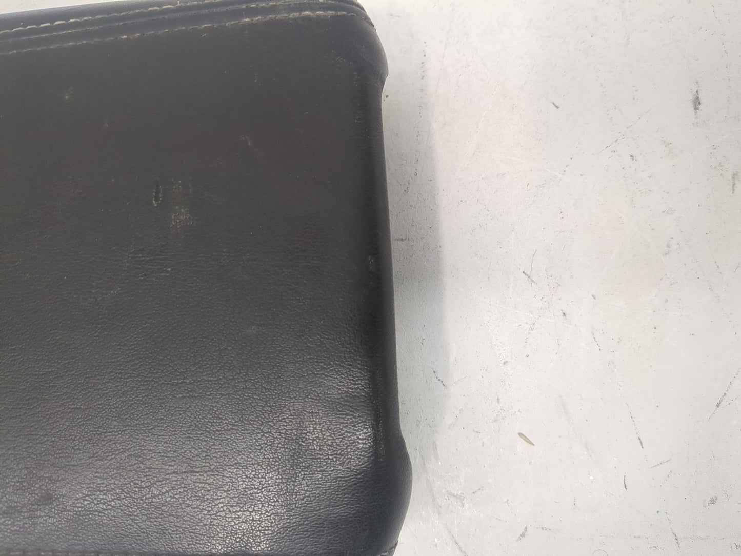 2017 Gmc Acadia Center Console Armrest Cover Lid Fits OEM Used Auto Parts - Oemusedautoparts1.com