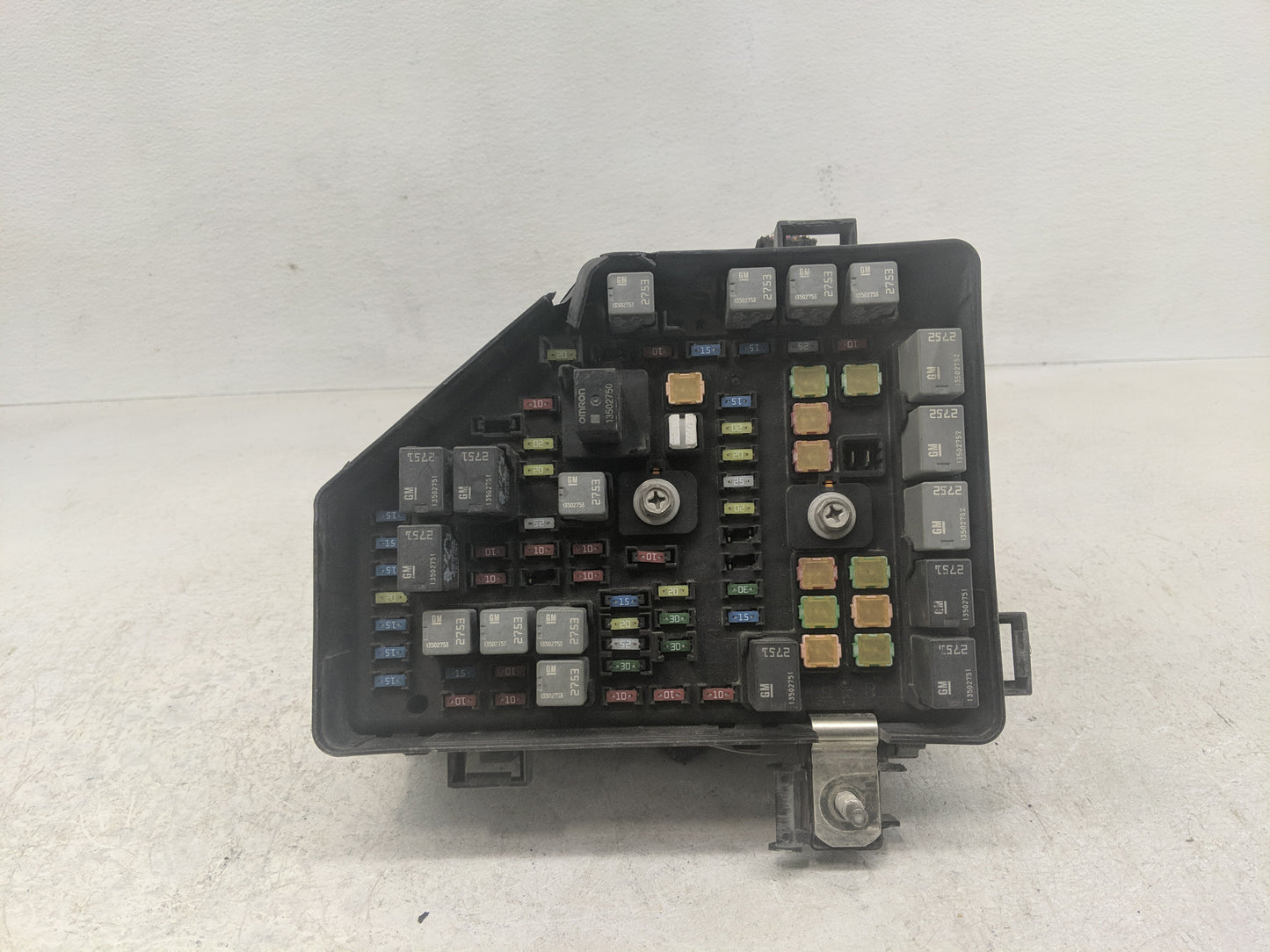 2017 Gmc Acadia Fusebox Fuse Box Panel Relay Module P/N:23436803 Fits OEM Used Auto Parts - Oemusedautoparts1.com