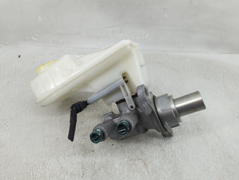 compare product 2020-2022 Gmc Acadia Brake Master Cylinder