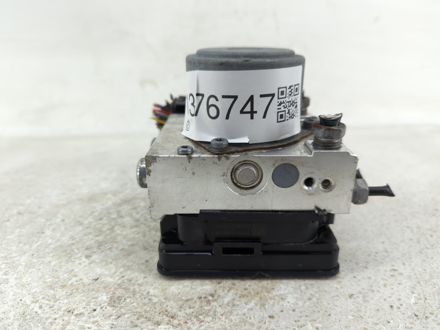 2017 Gmc Acadia ABS Pump Control Module Replacement P/N:178080156 84173388 Fits OEM Used Auto Parts - Oemusedautoparts1.com