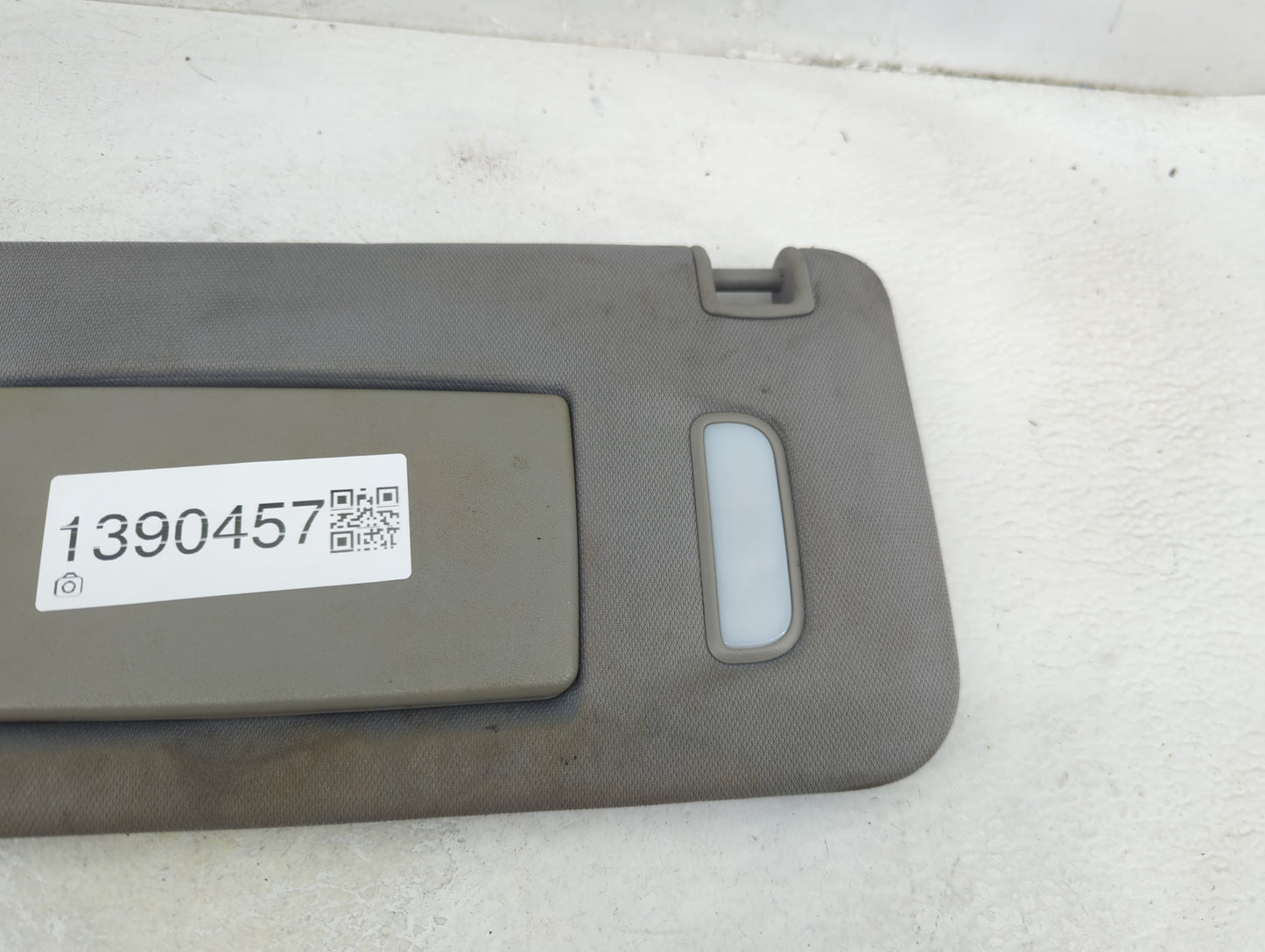 2017-2019 Gmc Acadia Sun Visor Shade Replacement Driver Left Mirror Fits Fits 2017 2018 2019 OEM Used Auto Parts - Oemusedau