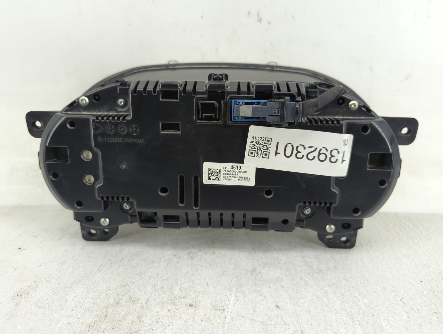 2017 Gmc Acadia Instrument Cluster Speedometer Gauges P/N:813075439 84194619 Fits OEM Used Auto Parts - Oemusedautoparts1.co