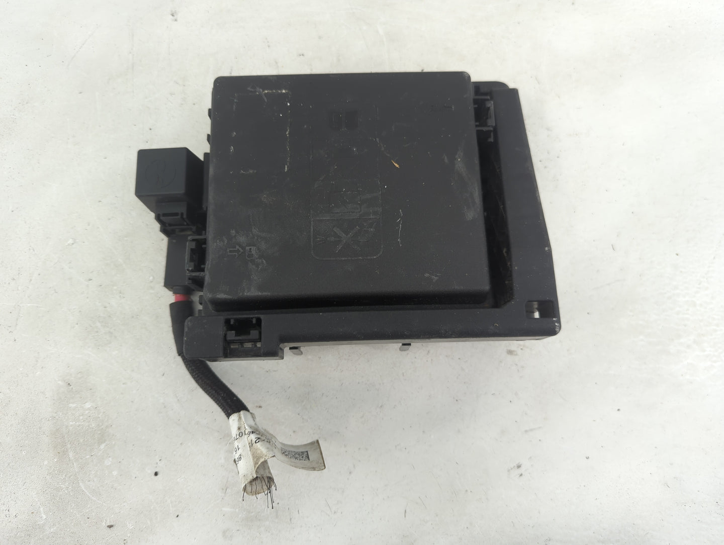 2017 Gmc Acadia Fusebox Fuse Box Panel Relay Module P/N:7171-4521-30 Fits OEM Used Auto Parts - Oemusedautoparts1.com