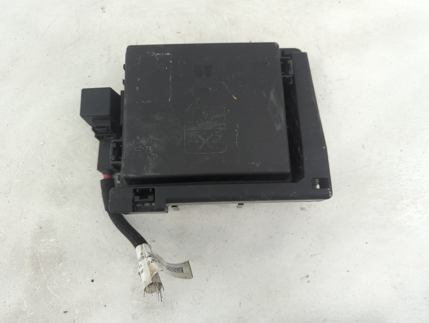 2017 Gmc Acadia Fusebox Fuse Box Panel Relay Module P/N:7171-4521-30 Fits OEM Used Auto Parts - Oemusedautoparts1.com