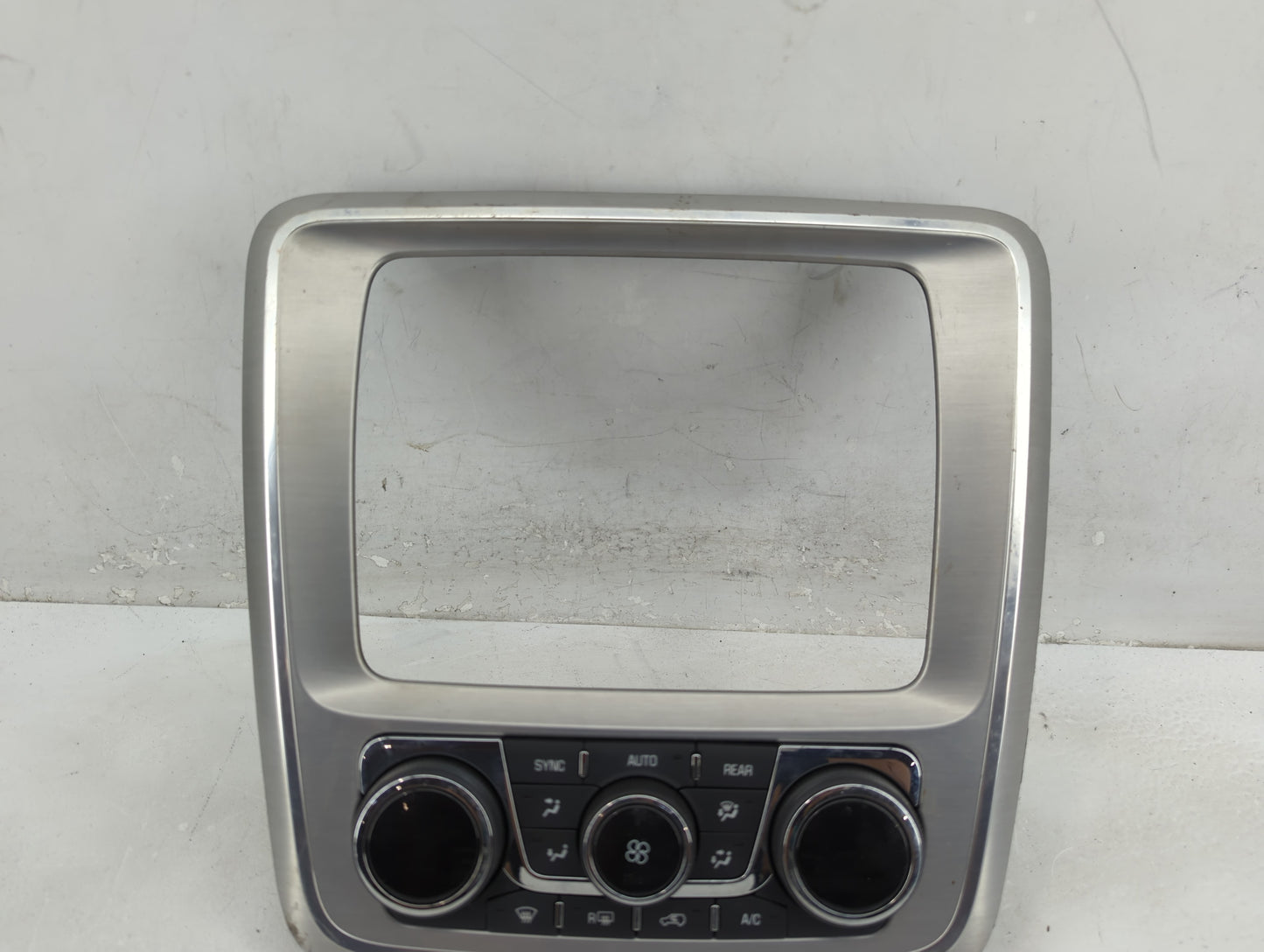 2007-2017 Gmc Acadia Climate Control Module Temperature AC/Heater Replacement P/N:147589501 23251327 Fits OEM Used Auto Part