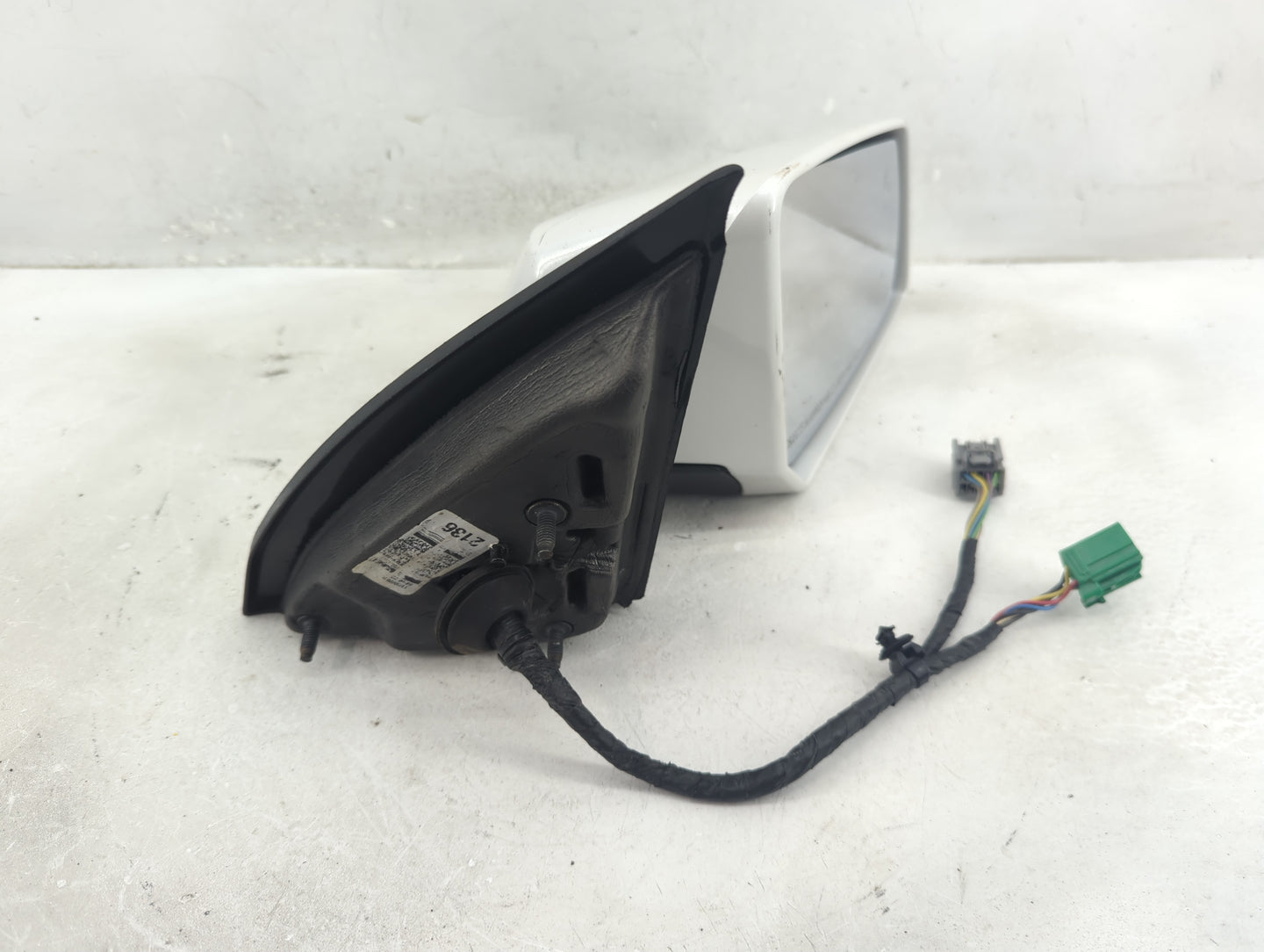 2013-2017 Gmc Acadia Passenger Side View Mirror - Right Door Mirror OEM Used - Oemusedautoparts1.com