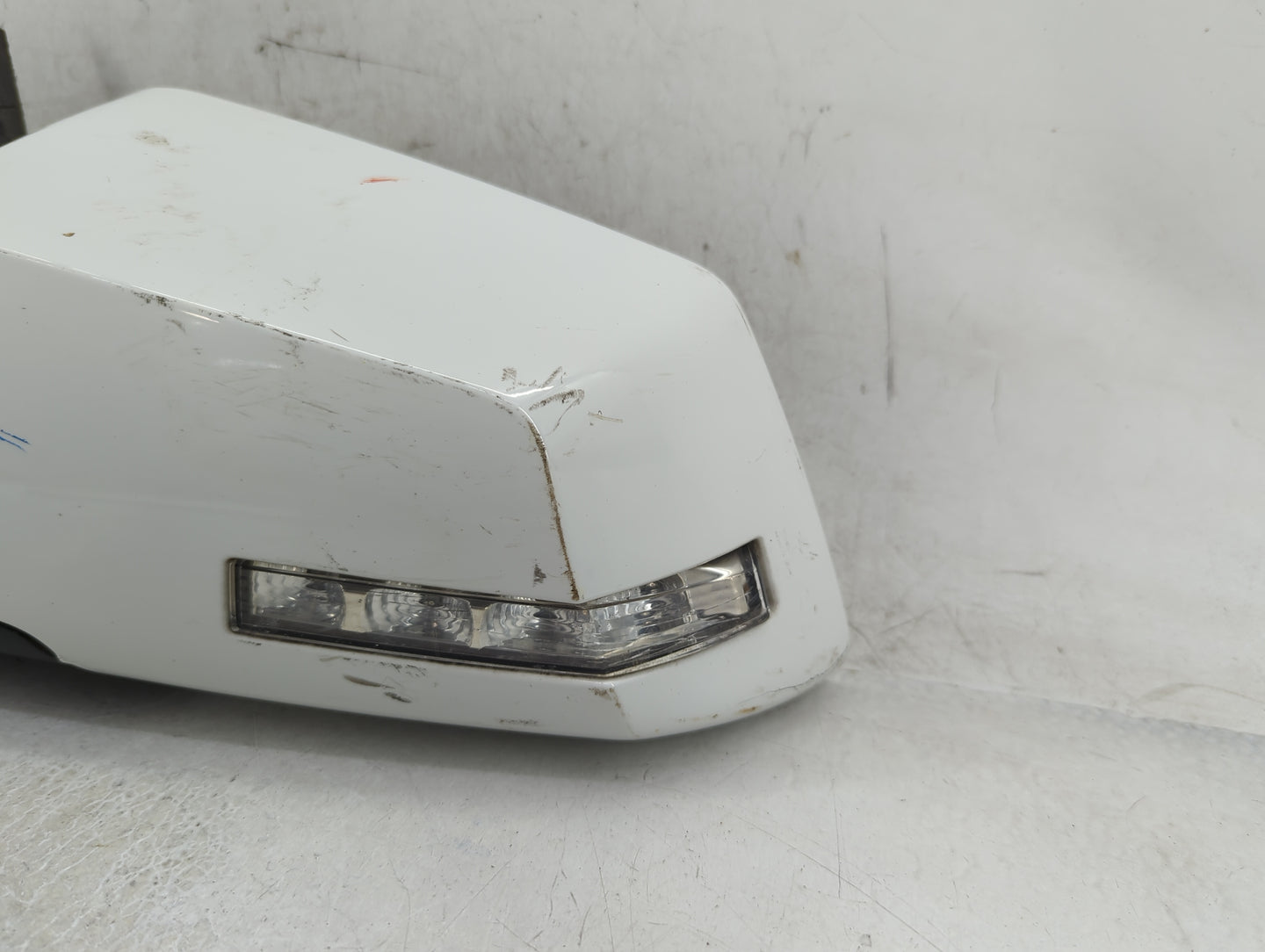 2013-2017 Gmc Acadia Driver Side View Mirror - Left Door Mirror OEM Used - Oemusedautoparts1.com