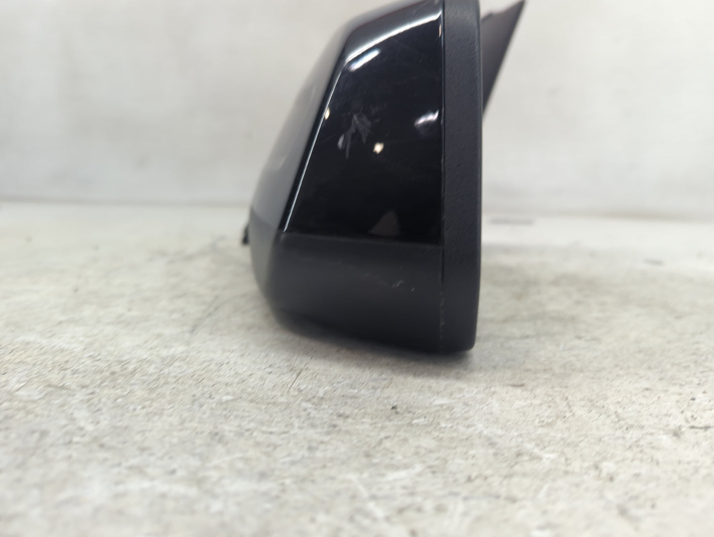 2013-2017 Gmc Acadia Driver Side View Mirror - Left Door Mirror OEM Used - Oemusedautoparts1.com