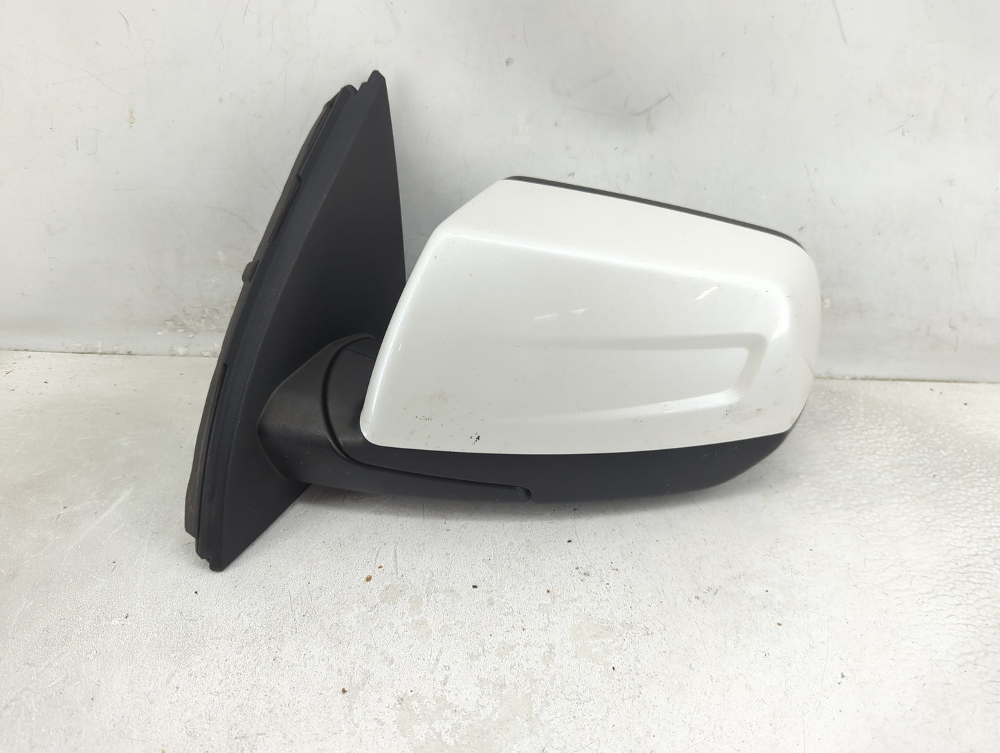 2017-2019 Gmc Acadia Driver Side View Mirror - Left Door Mirror OEM Used - Oemusedautoparts1.com