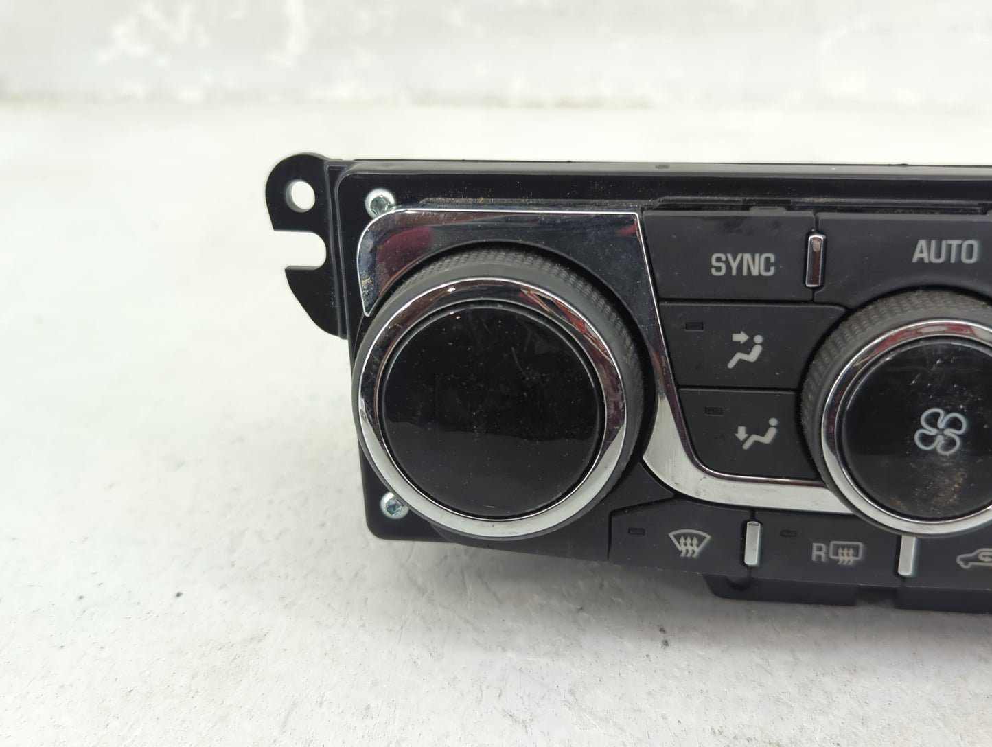 2013-2017 Gmc Acadia Climate Control Module Temperature AC/Heater Replacement P/N:23251327 147589501 Fits OEM Used Auto Part