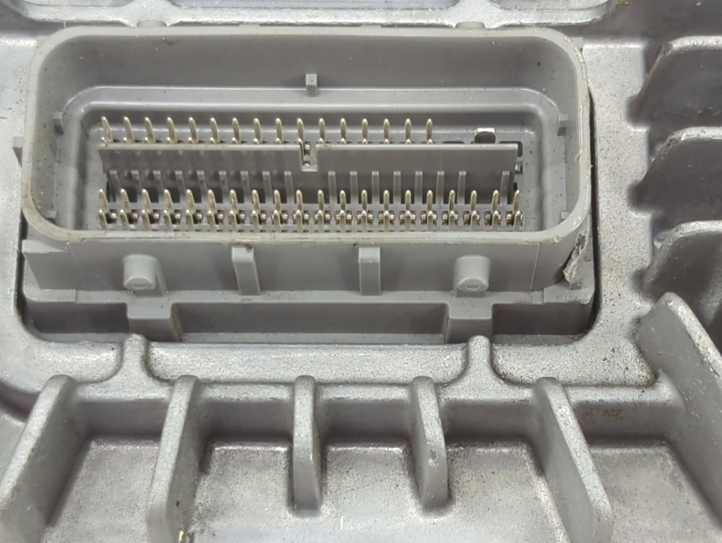 2017 Gmc Acadia PCM Engine Control Computer ECU ECM PCU OEM P/N:12670801 12667002 Fits Fits 2018 2019 2020 OEM Used Auto Par