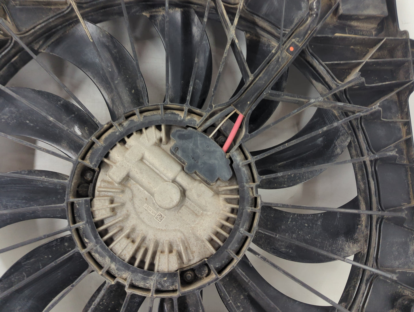 2017-2019 Gmc Acadia Electric Radiator Cooling Fan Motor Assembly Fits Fits 2017 2018 2019 OEM Used Auto Parts - Oemusedauto