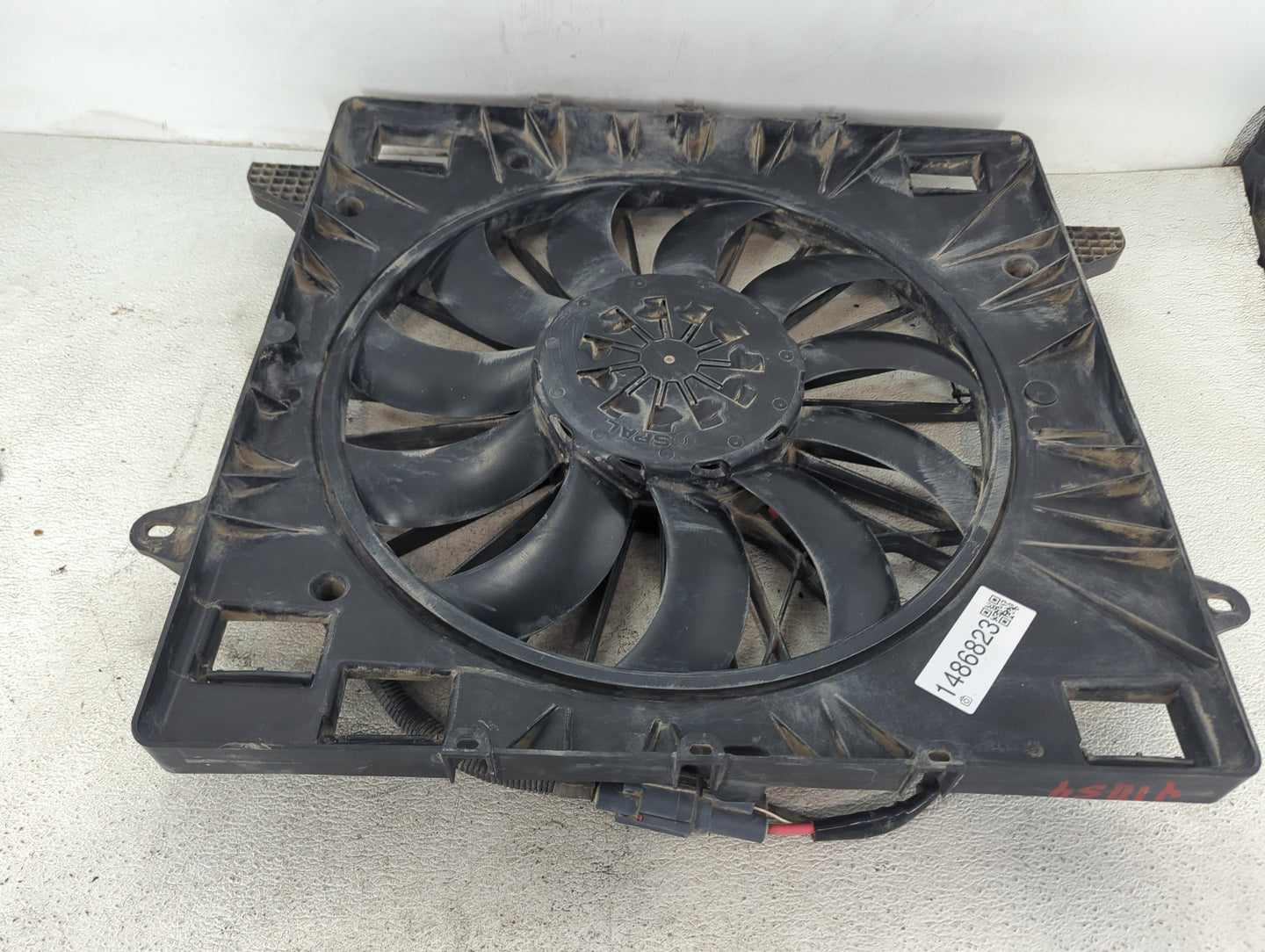 2017-2019 Gmc Acadia Electric Radiator Cooling Fan Motor Assembly Fits Fits 2017 2018 2019 OEM Used Auto Parts - Oemusedauto