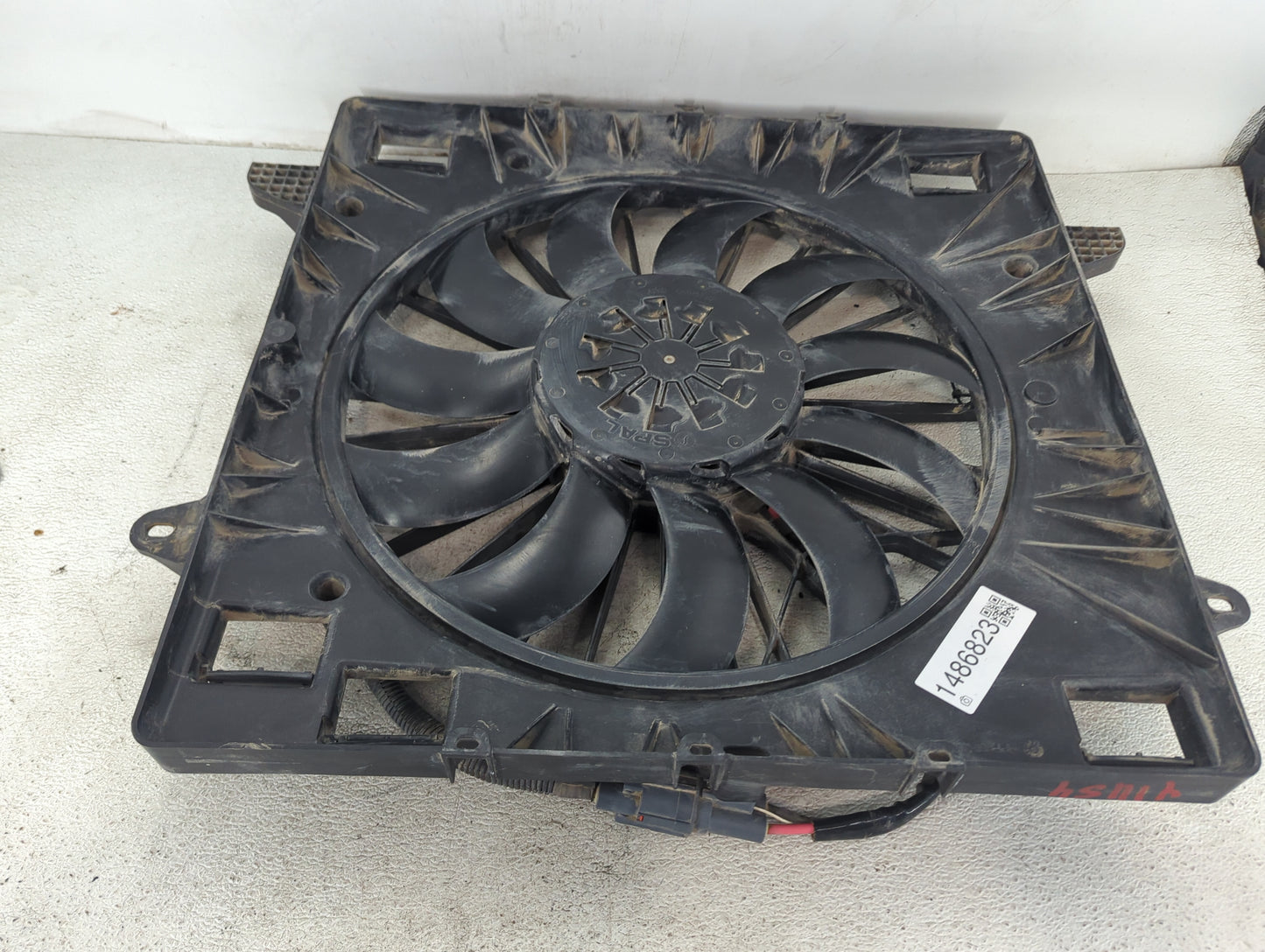2017-2019 Gmc Acadia Electric Radiator Cooling Fan Motor Assembly Fits Fits 2017 2018 2019 OEM Used Auto Parts - Oemusedauto