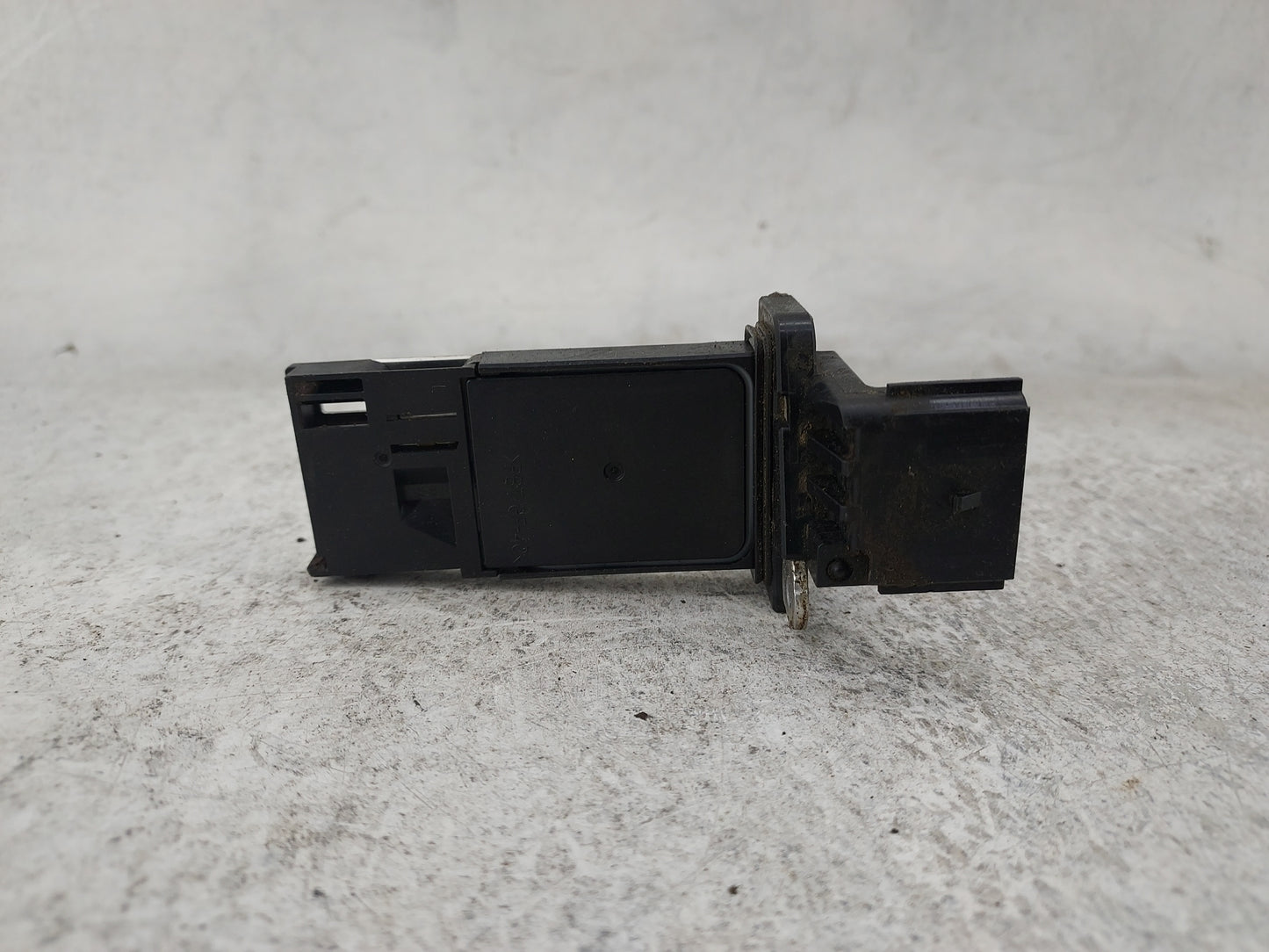 2012-2022 Gmc Acadia Mass Air Flow Meter Maf 1487345 - Oemusedautoparts1.com