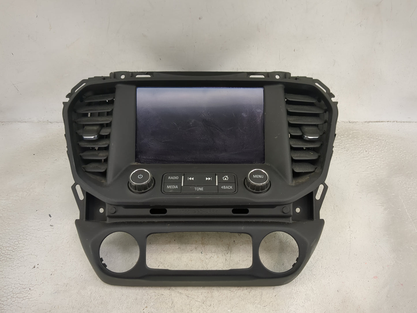 2017 Gmc Acadia Information Display Screen 1492627 - Oemusedautoparts1.com