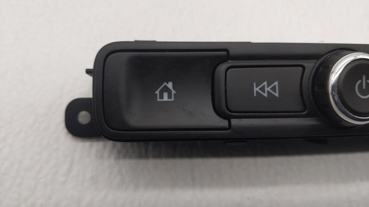 2017 Gmc Acadia Radio Control Panel - Oemusedautoparts1.com