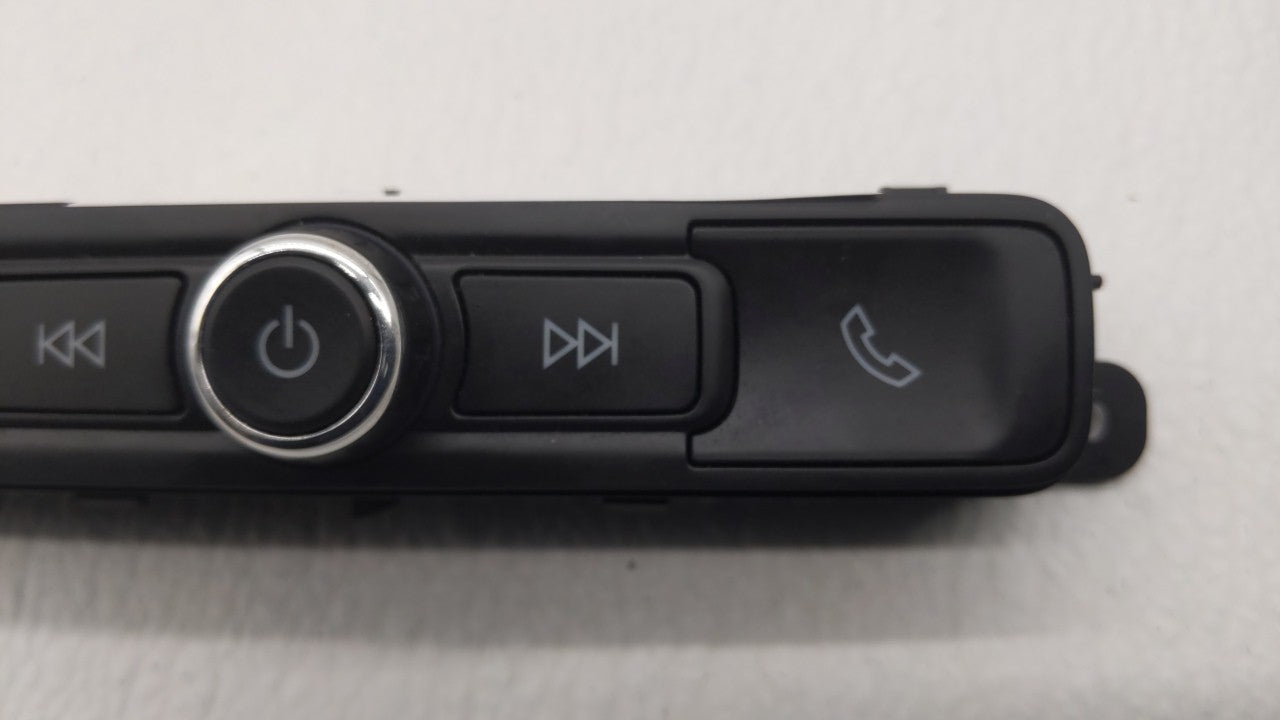 2017 Gmc Acadia Radio Control Panel - Oemusedautoparts1.com