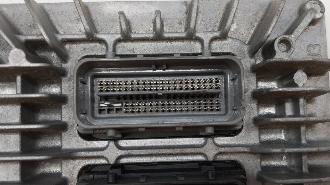 2017 Gmc Acadia PCM Engine Control Computer ECU ECM PCU OEM P/N:12666068 12667002, 12666070, 12667189 Fits Fits 2018 2019 OE