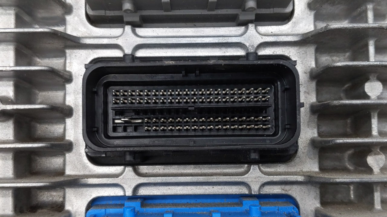 2017 Gmc Acadia PCM Engine Control Computer ECU ECM PCU OEM P/N:12666068 12667002, 12666070, 12667189 Fits Fits 2018 2019 OE