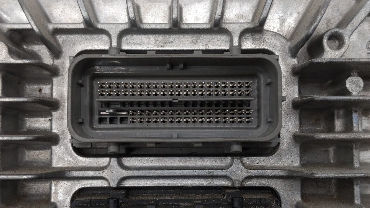 2017 Gmc Acadia PCM Engine Control Computer ECU ECM PCU OEM P/N:12666068 12667002, 12666070, 12667189 Fits Fits 2018 2019 OE