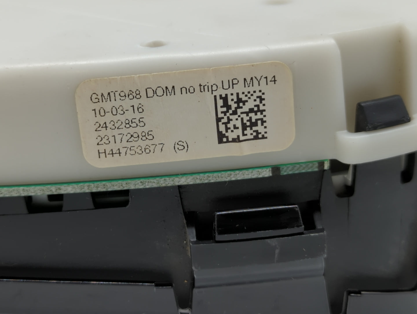 2014-2017 Gmc Acadia Instrument Cluster Speedometer Gauges P/N:23172985 Fits Fits 2014 2015 2016 2017 OEM Used Auto Parts - 