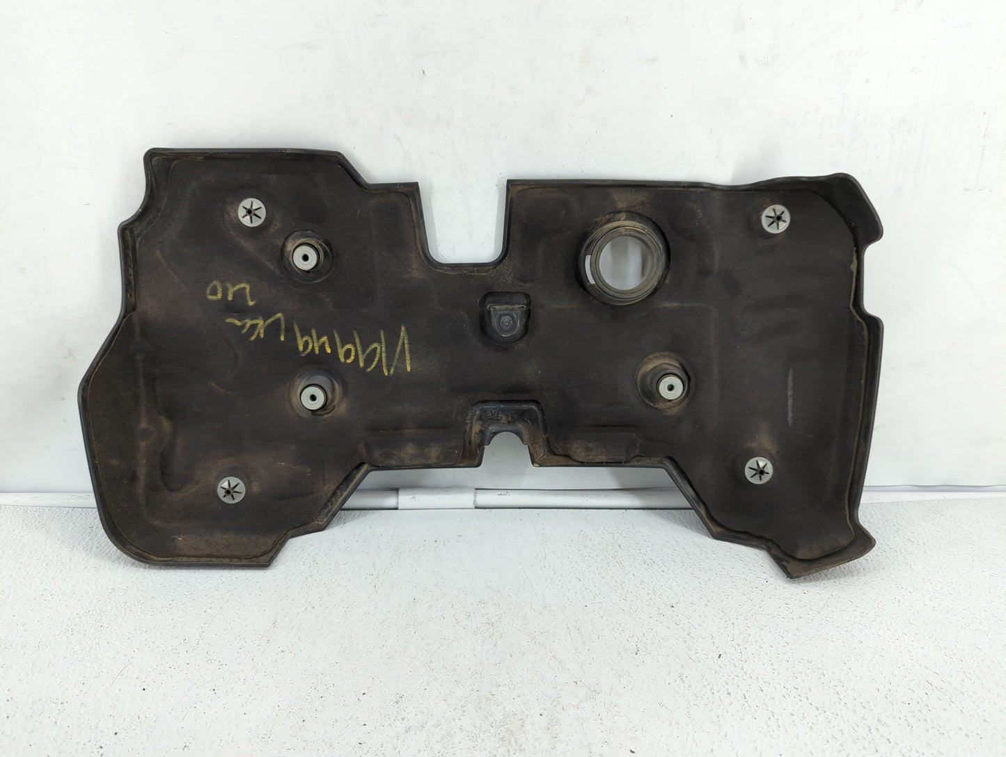 2017 Gmc Acadia Engine Cover Black - Oemusedautoparts1.com