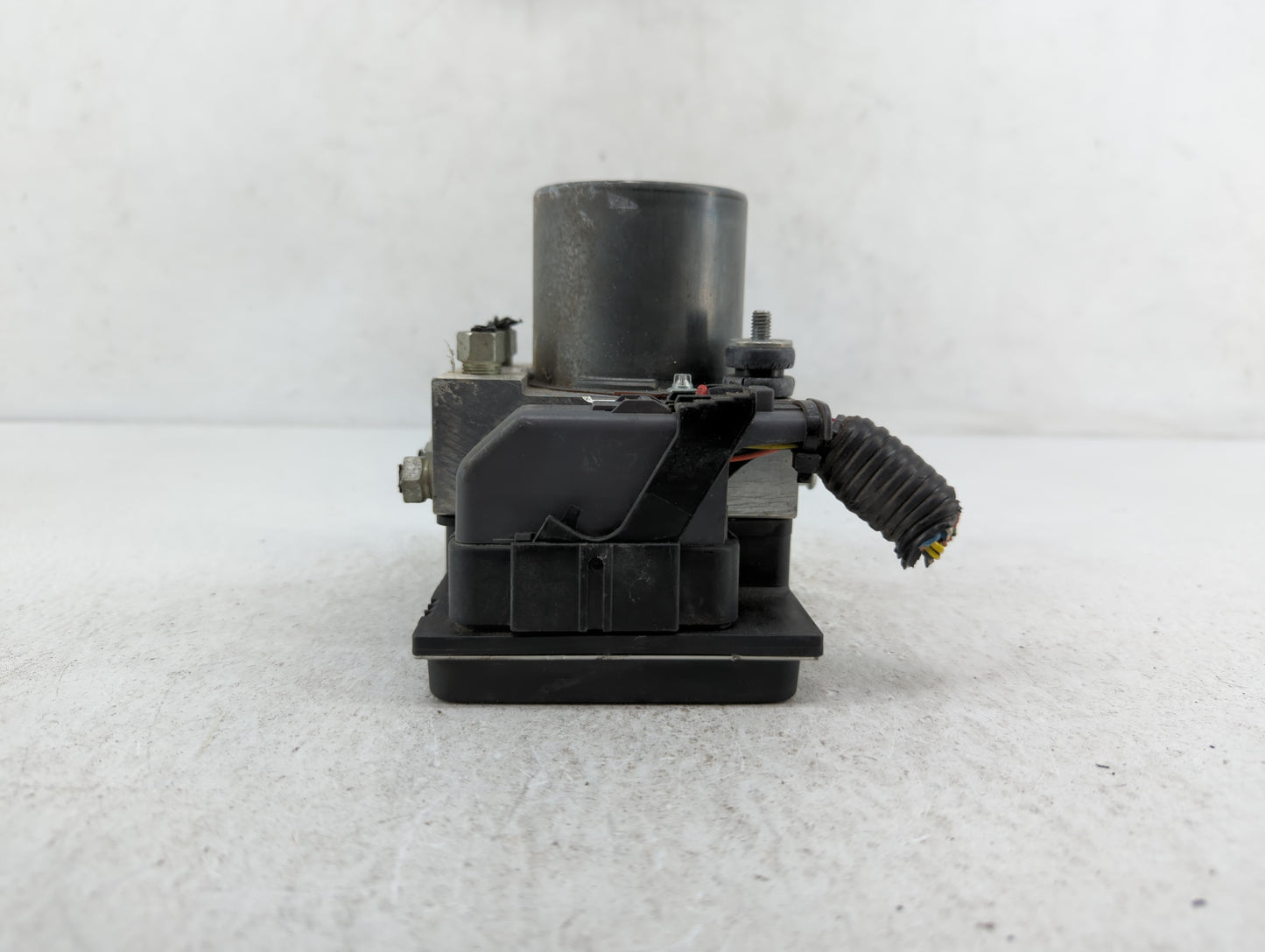 2012-2017 Gmc Acadia ABS Pump Control Module Replacement P/N:23407415 Fits Fits 2012 2013 2014 2015 2016 2017 OEM Used Auto 