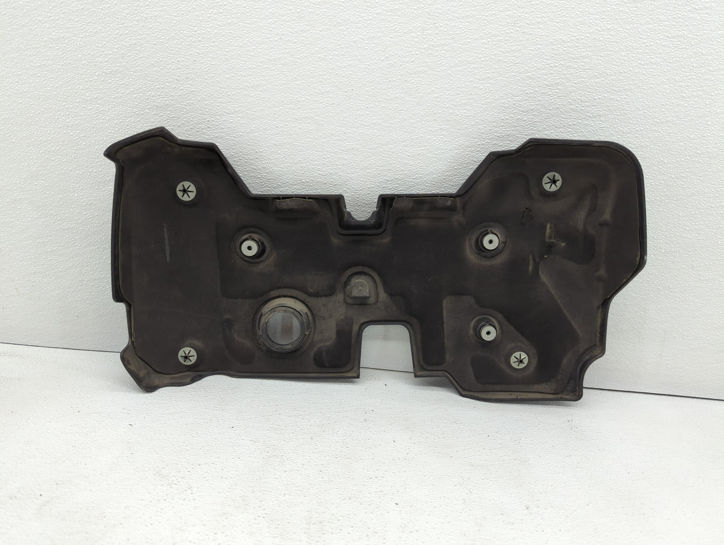 2017 Gmc Acadia Engine Cover - Oemusedautoparts1.com