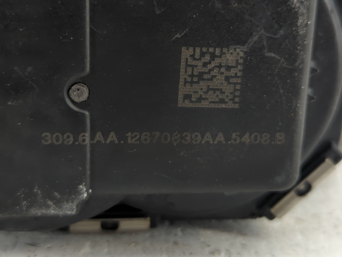2017-2021 Gmc Acadia Throttle Body P/N:12670839AA 12627217DA Fits Fits 2016 2017 2018 2019 2020 2021 2022 OEM Used Auto Part