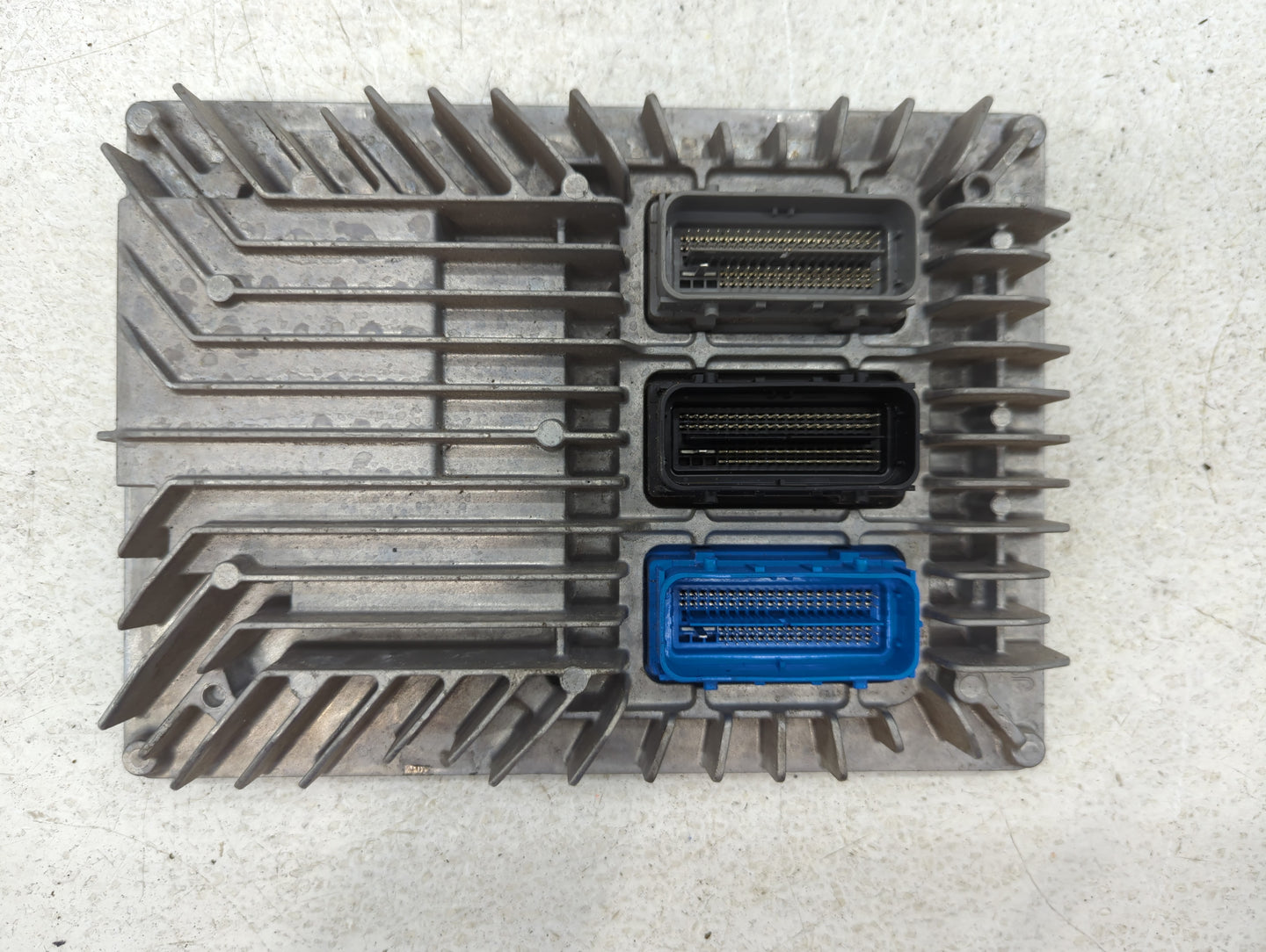 2017 Gmc Acadia PCM Engine Control Computer ECU ECM PCU OEM P/N:12670801 Fits Fits 2018 2019 2020 OEM Used Auto Parts - Oemu