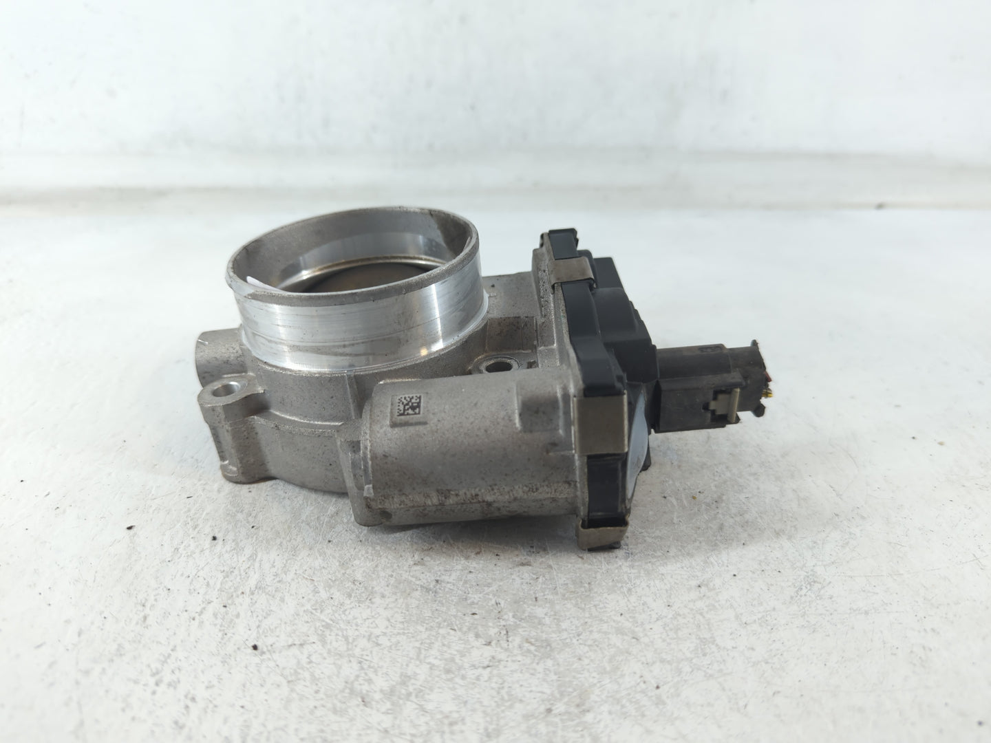 2017-2022 Gmc Acadia Throttle Body P/N:12671014AA Fits Fits 2016 2017 2018 2019 2020 2021 2022 OEM Used Auto Parts - Oemused
