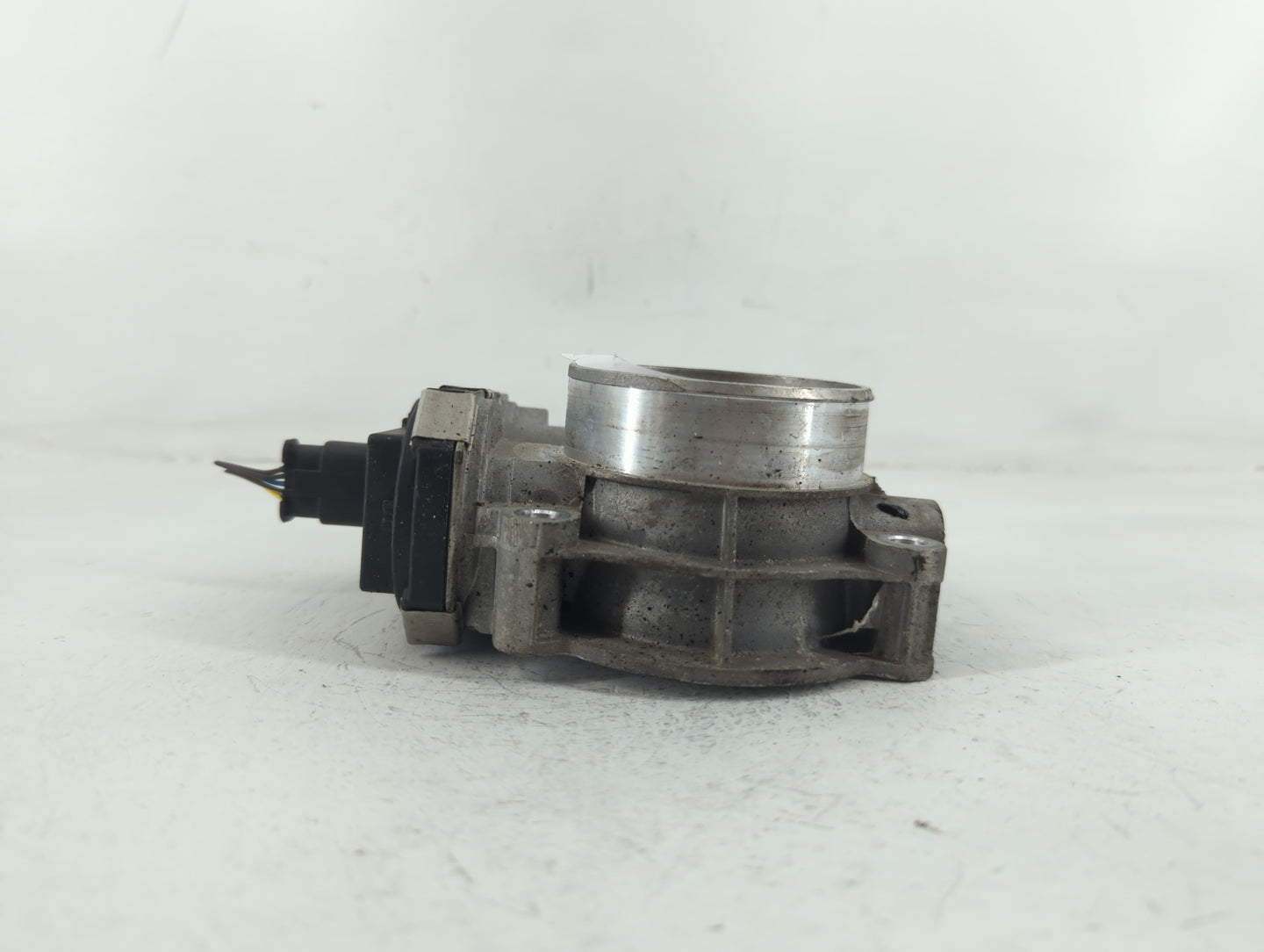 2017-2022 Gmc Acadia Throttle Body P/N:12676296AA Fits Fits 2016 2017 2018 2019 2020 2021 2022 OEM Used Auto Parts - Oemused