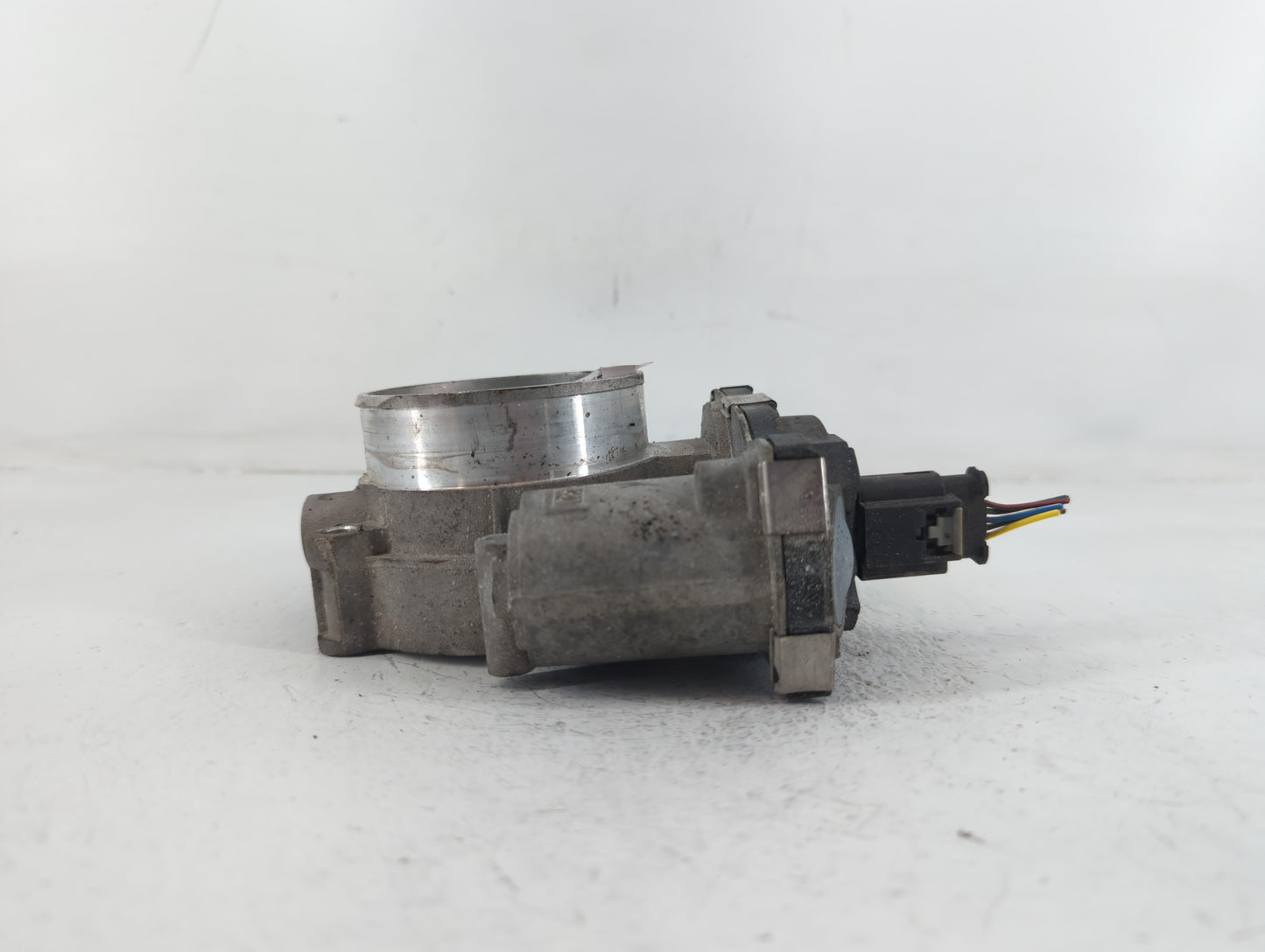2017-2022 Gmc Acadia Throttle Body P/N:12676296AA Fits Fits 2016 2017 2018 2019 2020 2021 2022 OEM Used Auto Parts - Oemused