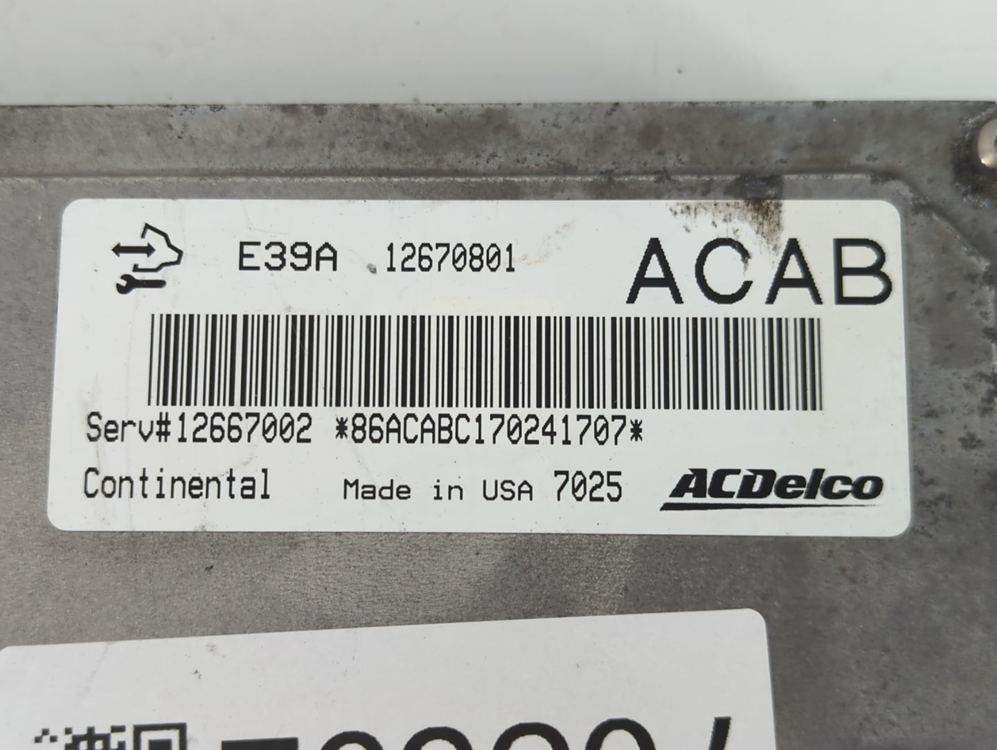 2017 Gmc Acadia PCM Engine Control Computer ECU ECM PCU OEM P/N:12667002 12670801 Fits Fits 2018 2019 2020 OEM Used Auto Par