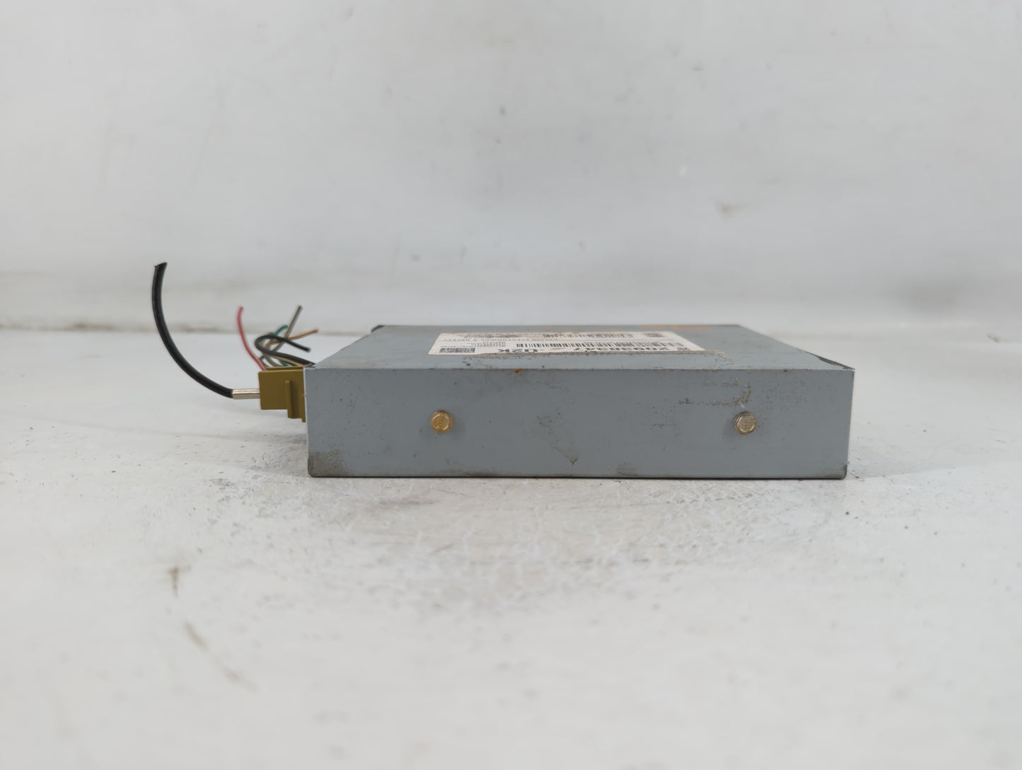 2017-2019 Gmc Acadia Body Control Module Bcm Inner Cabin Fuse Box - Oemusedautoparts1.com